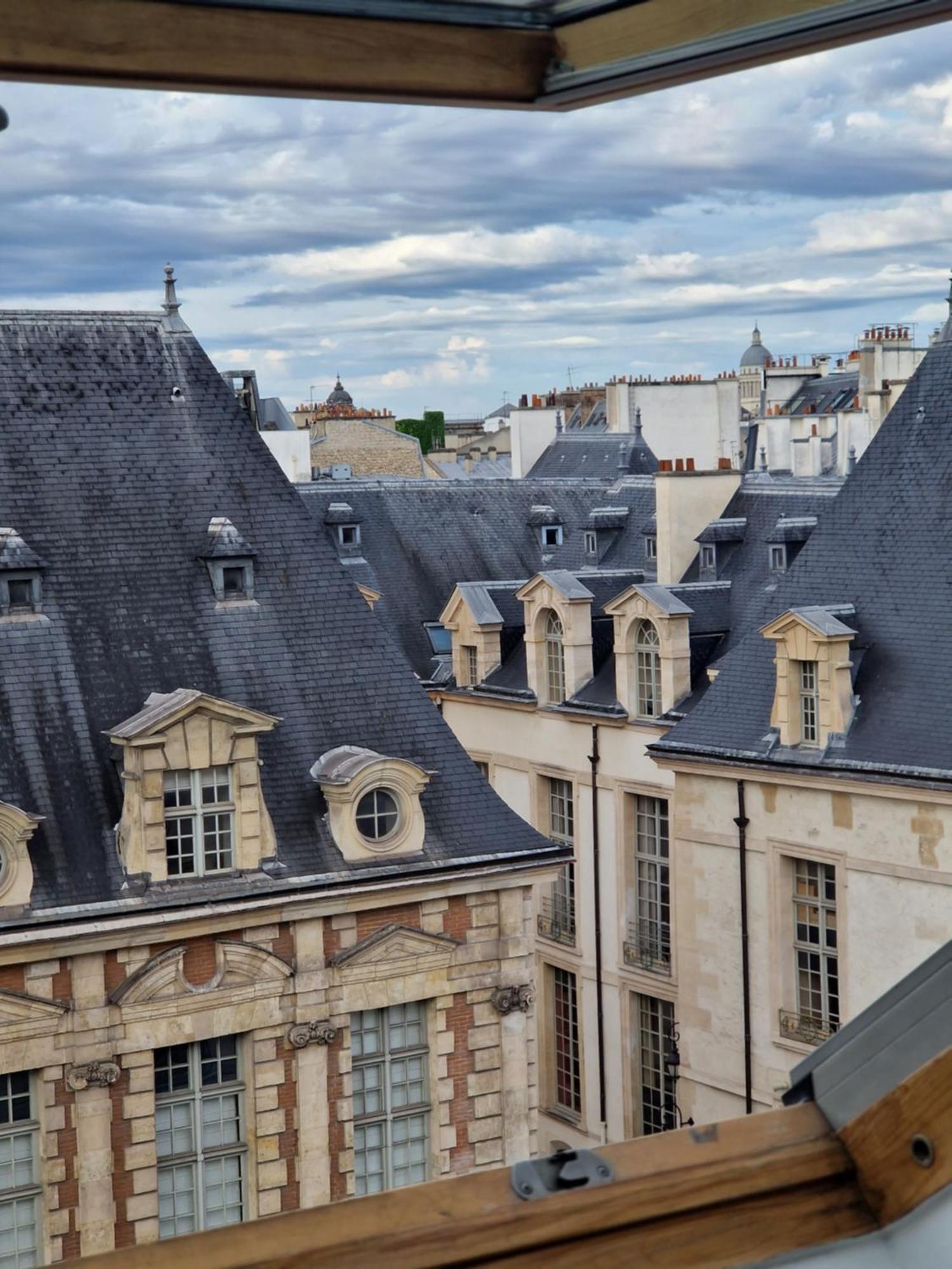 Hotel De La Herse D'Or Paris Exterior photo